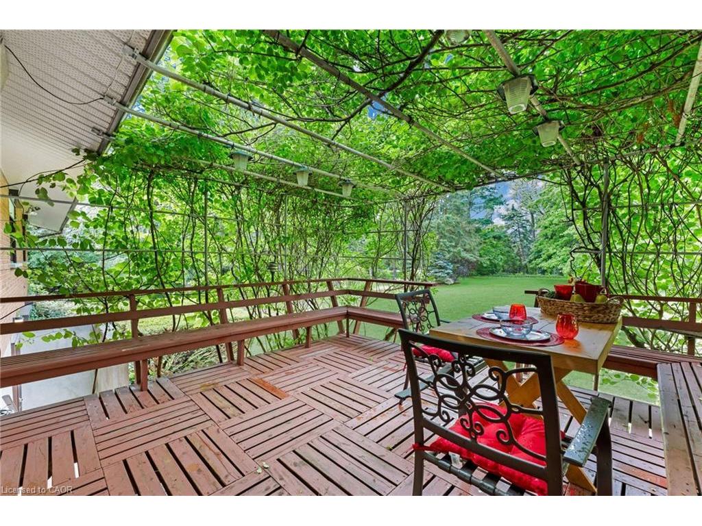 









1310


Four Mile Creek

Road,
Niagara-on-the-Lake,




ON
L0S 1J0

