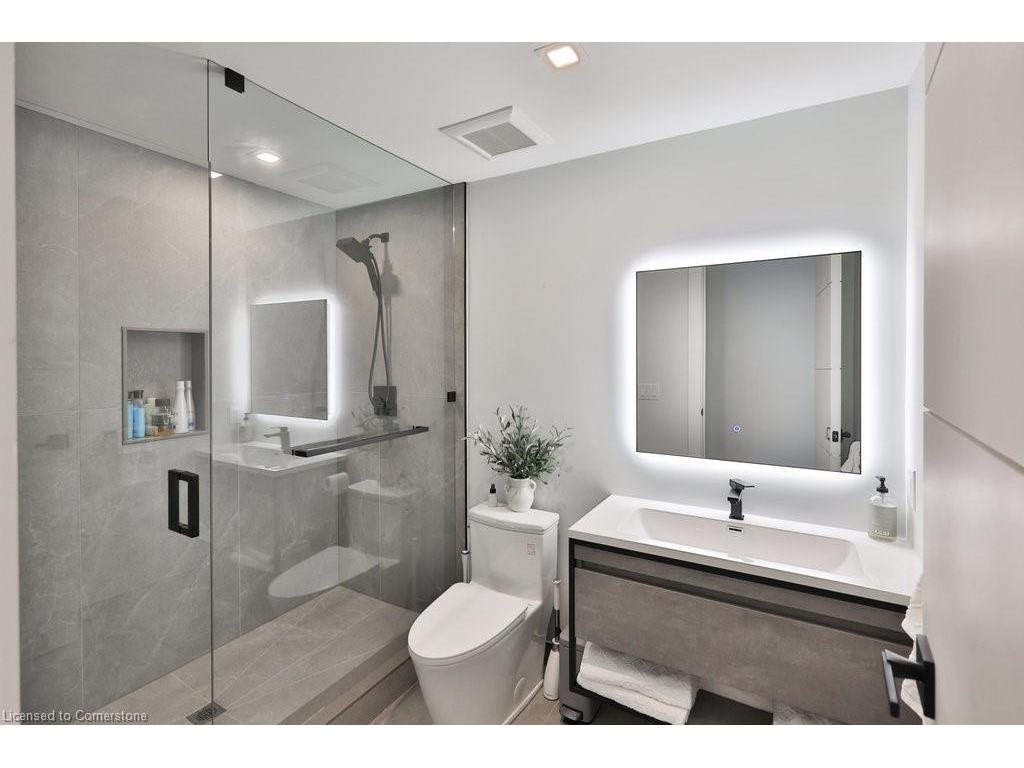 









890


Beechwood

Avenue,
Mississauga,




ON
L5G 4E2

