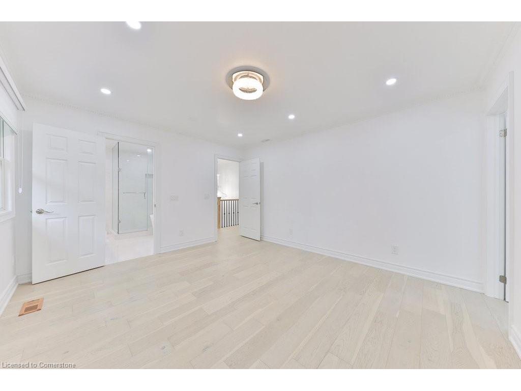 









1003


Lakeshore

Road West,
Oakville,




ON
L6L 1E7

