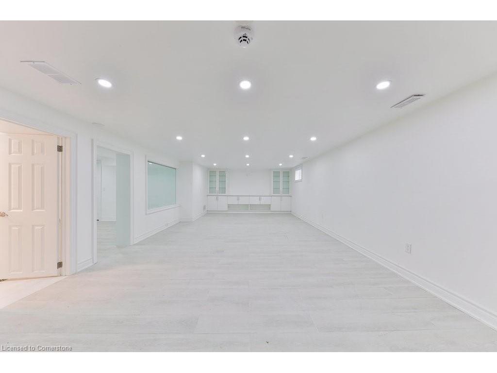 









1003


Lakeshore

Road West,
Oakville,




ON
L6L 1E7

