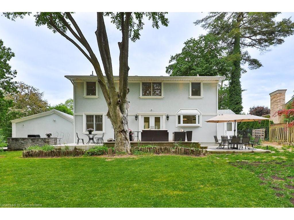 









1003


Lakeshore

Road West,
Oakville,




ON
L6L 1E7

