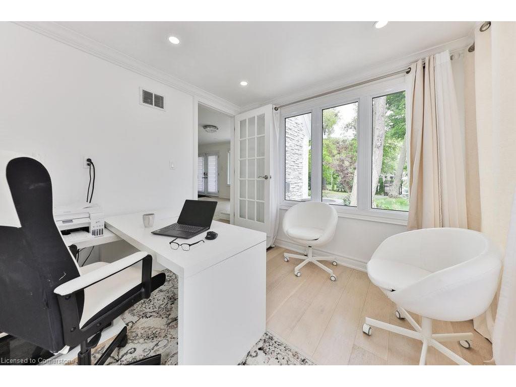 









1003


Lakeshore

Road West,
Oakville,




ON
L6L 1E7


