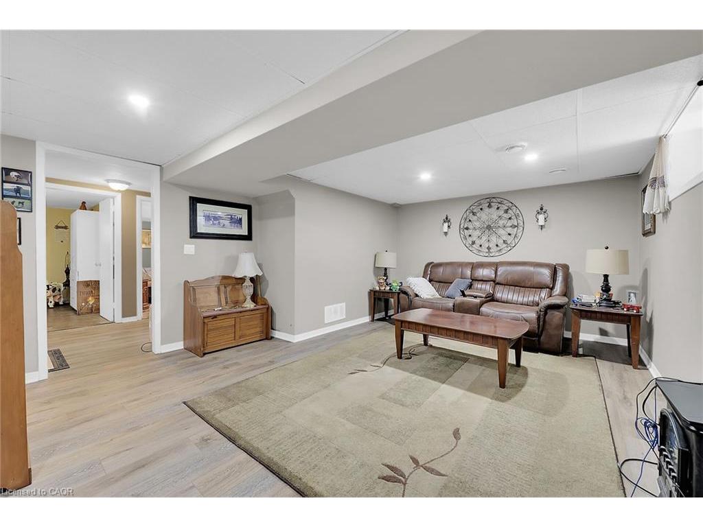 









3791


Highway 3

,
Hagersville,




ON
N0A 1H0

