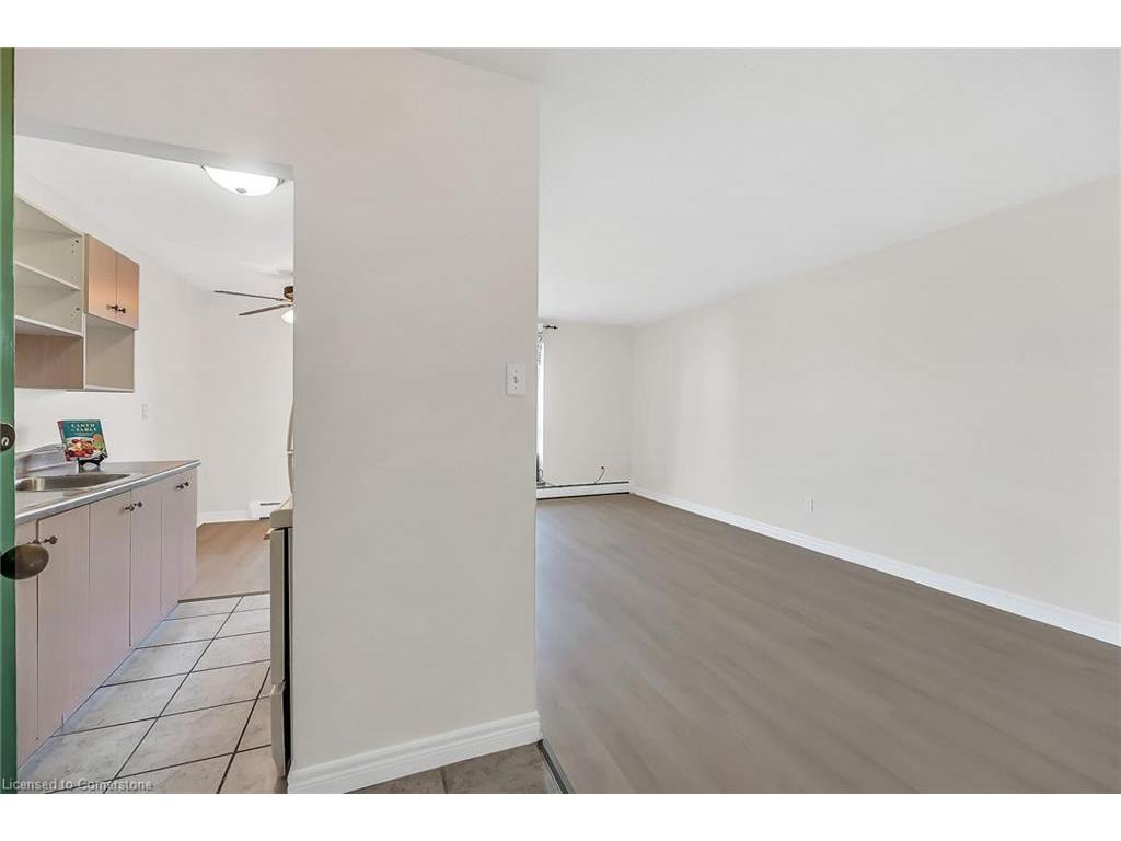 









81


Charlton

Avenue East, 702,
Hamilton,




ON
L8N 1Y7

