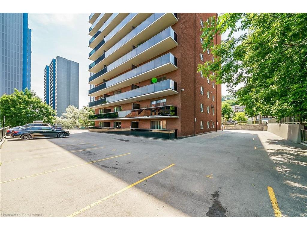 









81


Charlton

Avenue East, 702,
Hamilton,




ON
L8N 1Y7


