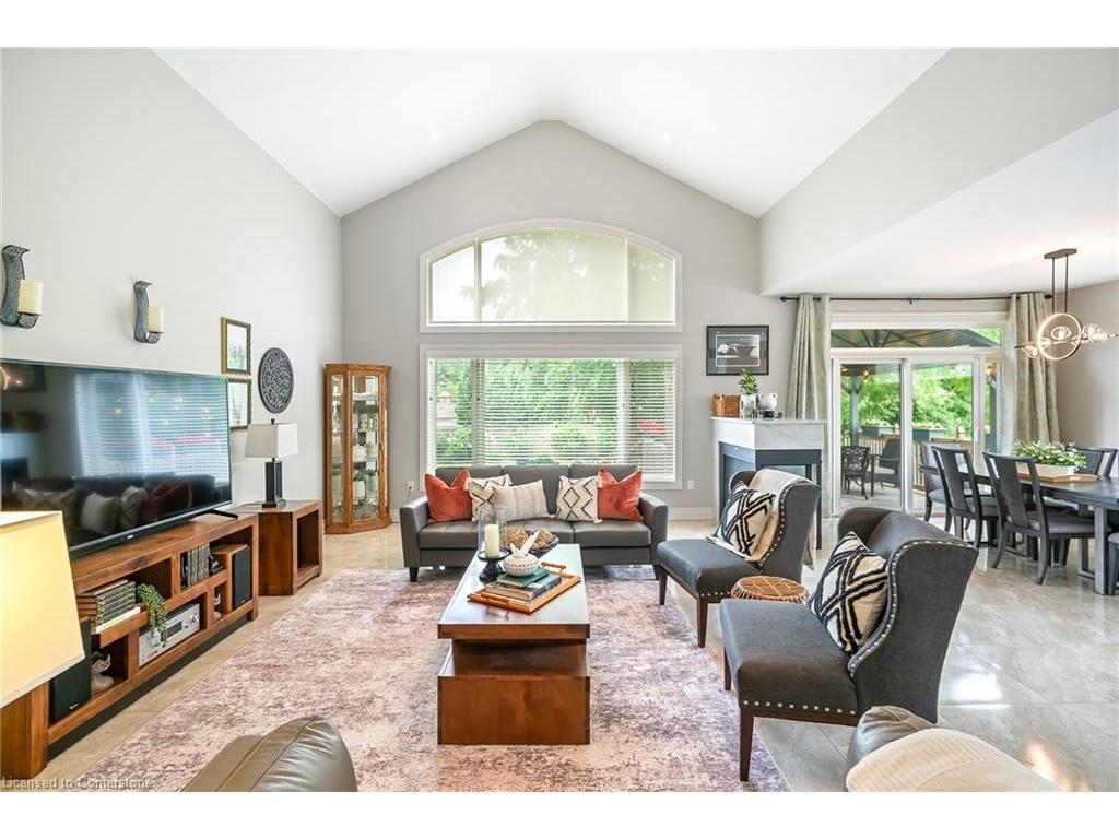 









48


Casablanca

Boulevard South,
Grimsby,




ON
L3M 3Z2

