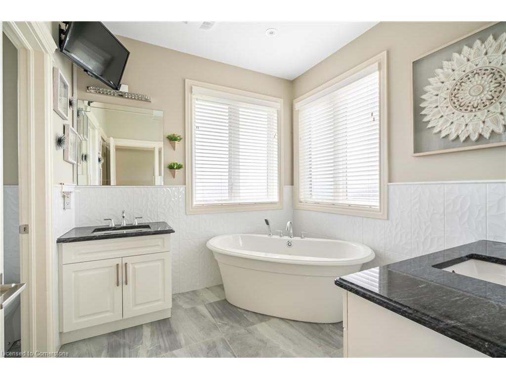 









48


Casablanca

Boulevard South,
Grimsby,




ON
L3M 3Z2

