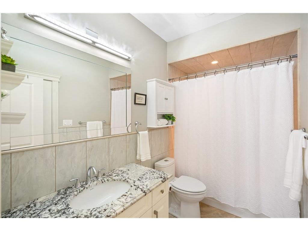 









48


Casablanca

Boulevard South,
Grimsby,




ON
L3M 3Z2

