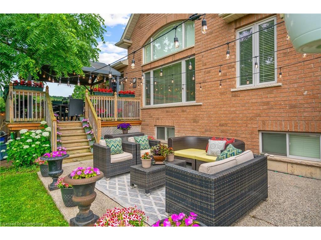 









48


Casablanca

Boulevard South,
Grimsby,




ON
L3M 3Z2

