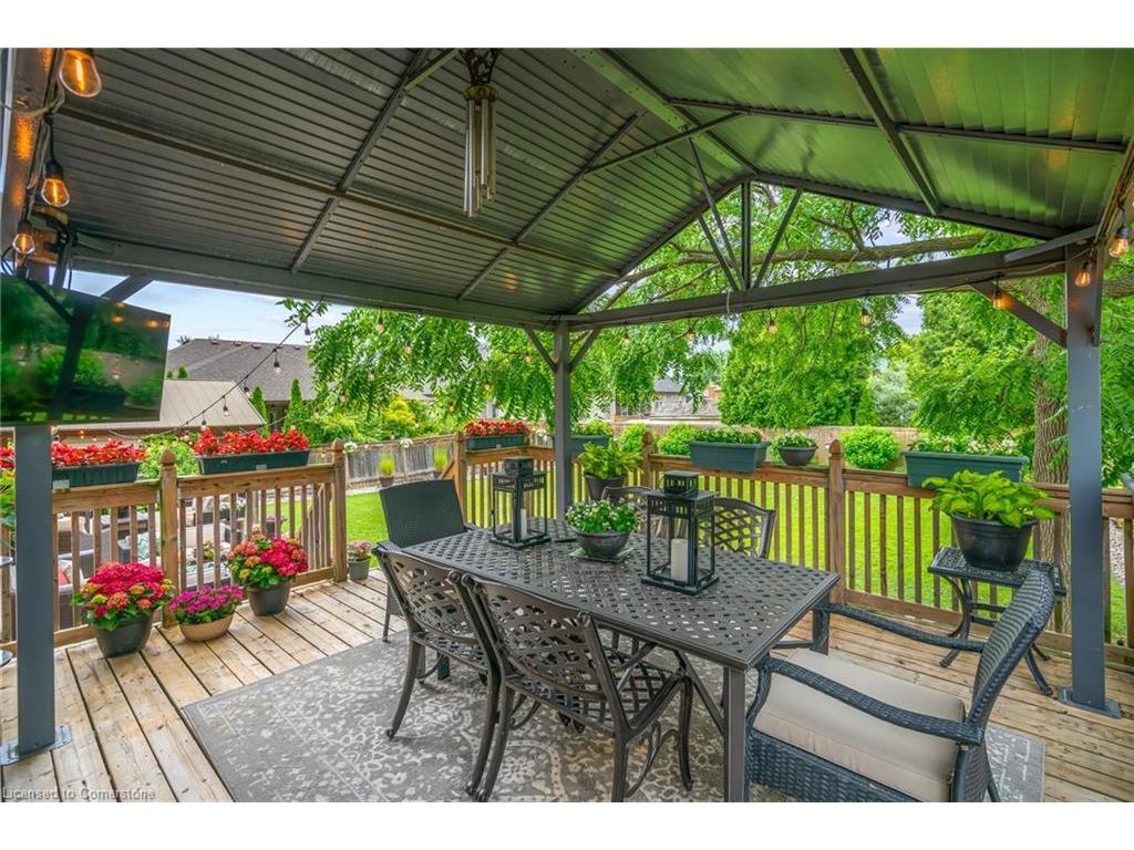 









48


Casablanca

Boulevard South,
Grimsby,




ON
L3M 3Z2

