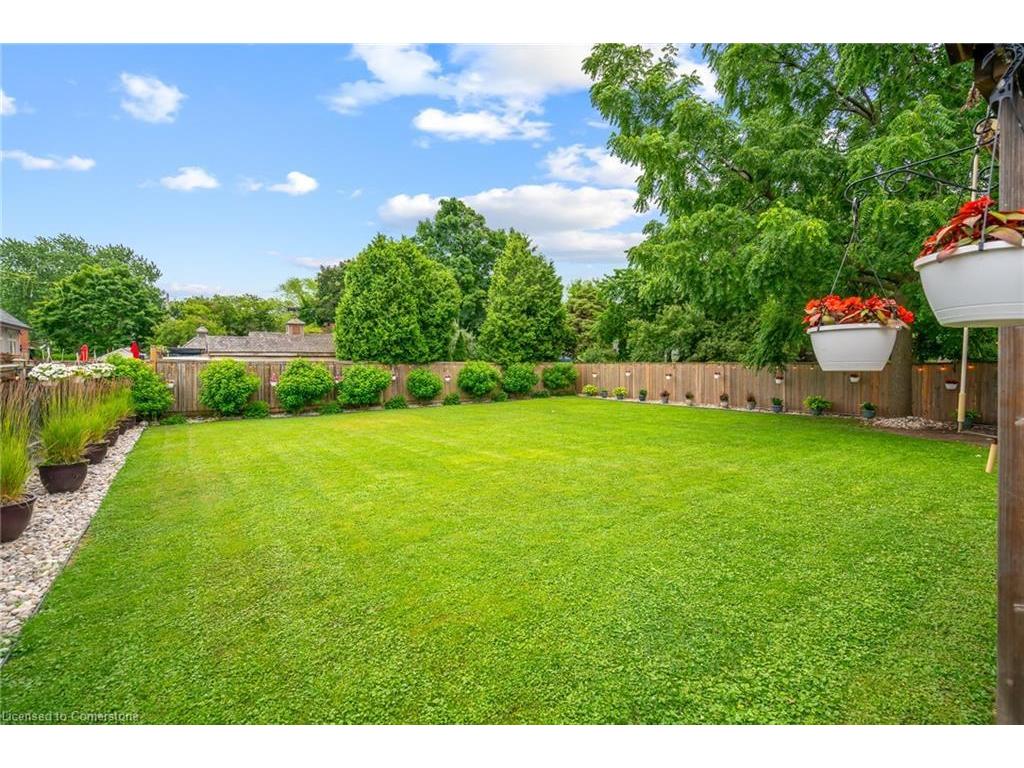 









48


Casablanca

Boulevard South,
Grimsby,




ON
L3M 3Z2

