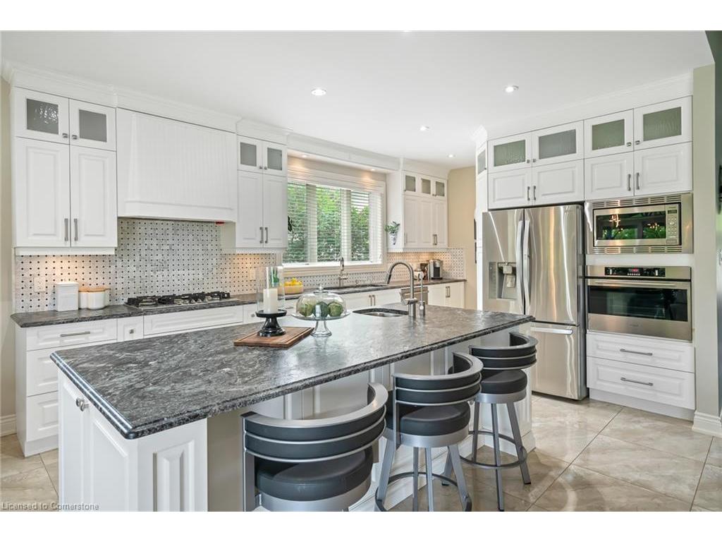 









48


Casablanca

Boulevard South,
Grimsby,




ON
L3M 3Z2

