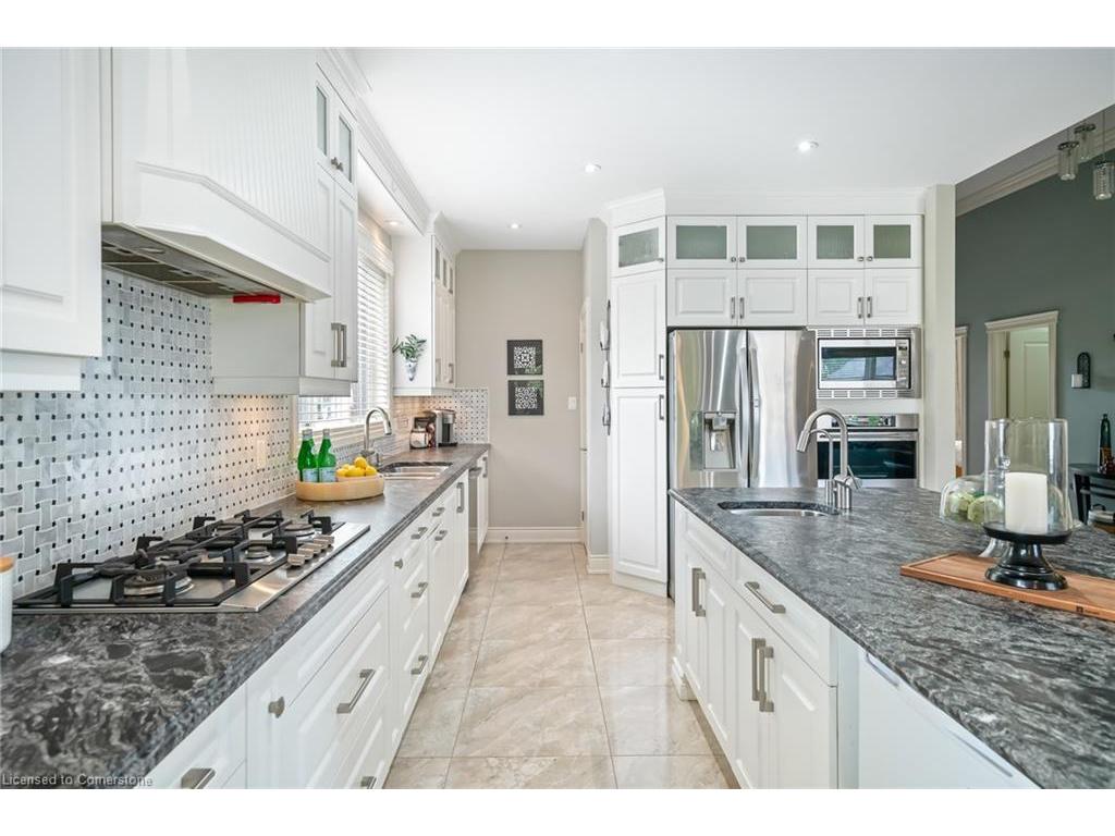 









48


Casablanca

Boulevard South,
Grimsby,




ON
L3M 3Z2


