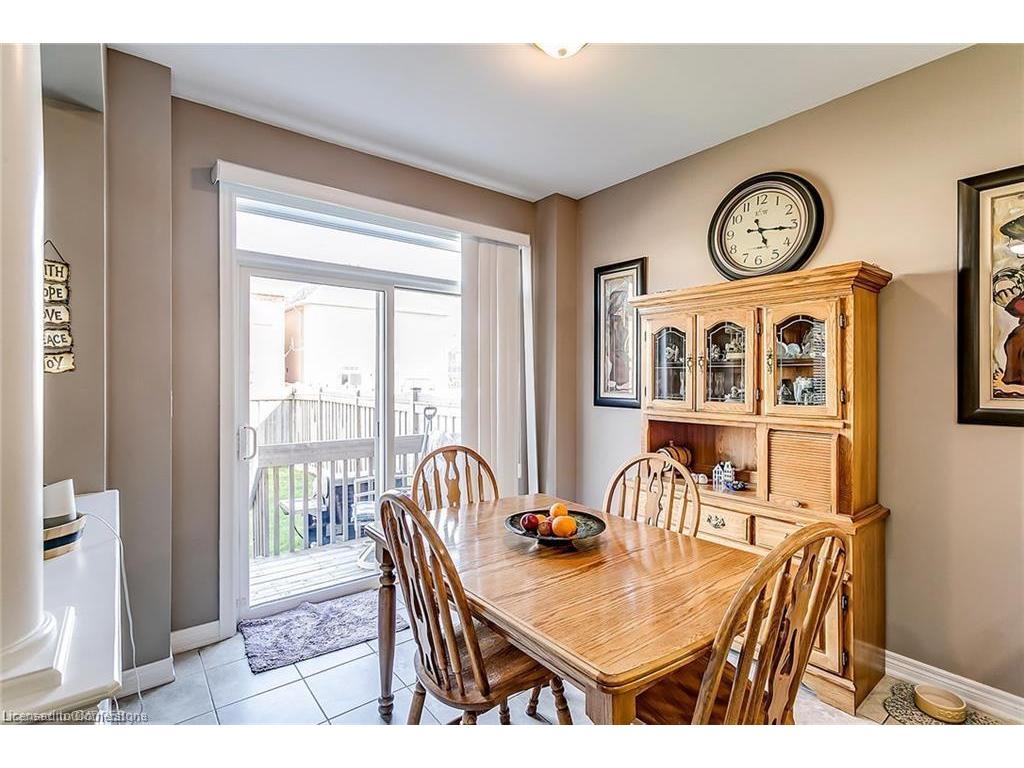 









2464


Quetico

Crescent,
Oakville,




ON
L6M 0R4

