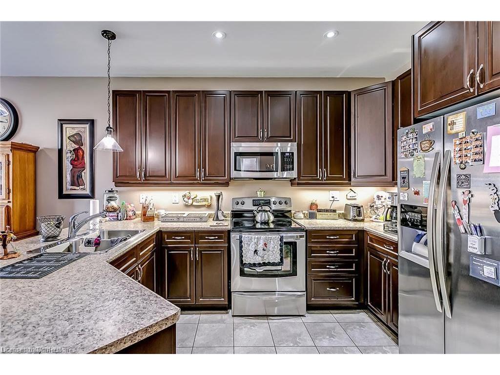 









2464


Quetico

Crescent,
Oakville,




ON
L6M 0R4

