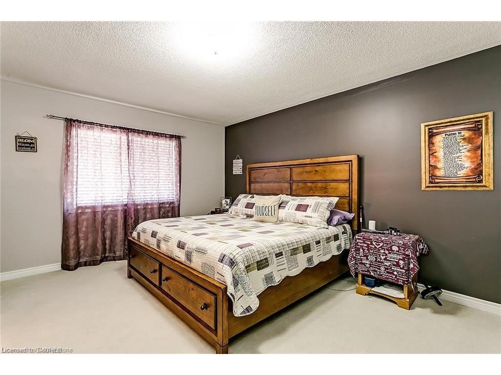 









2464


Quetico

Crescent,
Oakville,




ON
L6M 0R4

