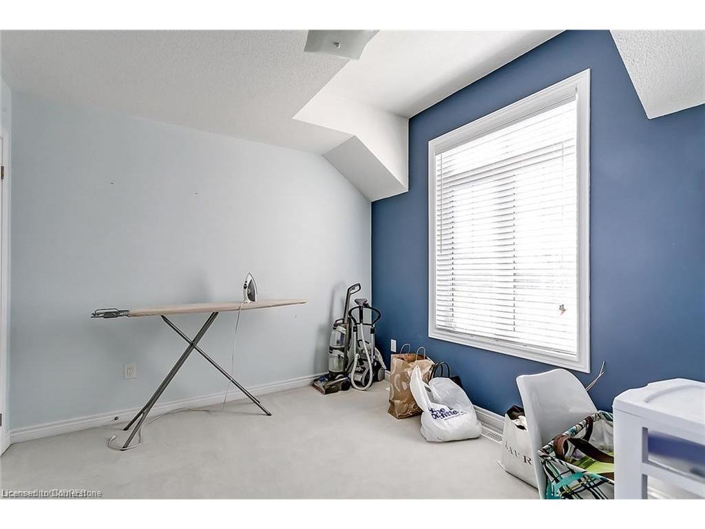 









2464


Quetico

Crescent,
Oakville,




ON
L6M 0R4

