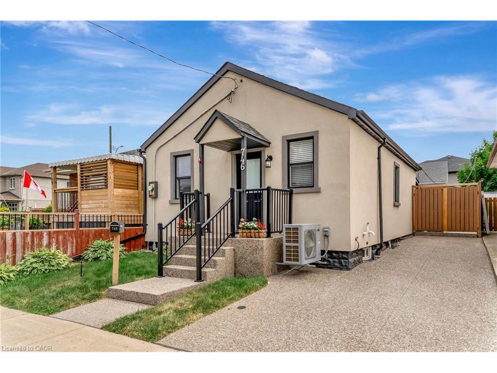 









746


Roxborough

Avenue,
Hamilton,




ON
L8H 1S8

