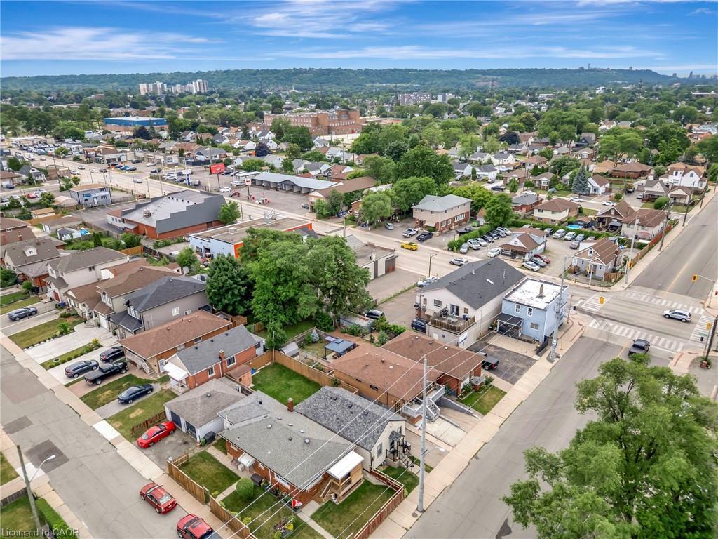 









746


Roxborough

Avenue,
Hamilton,




ON
L8H 1S8

