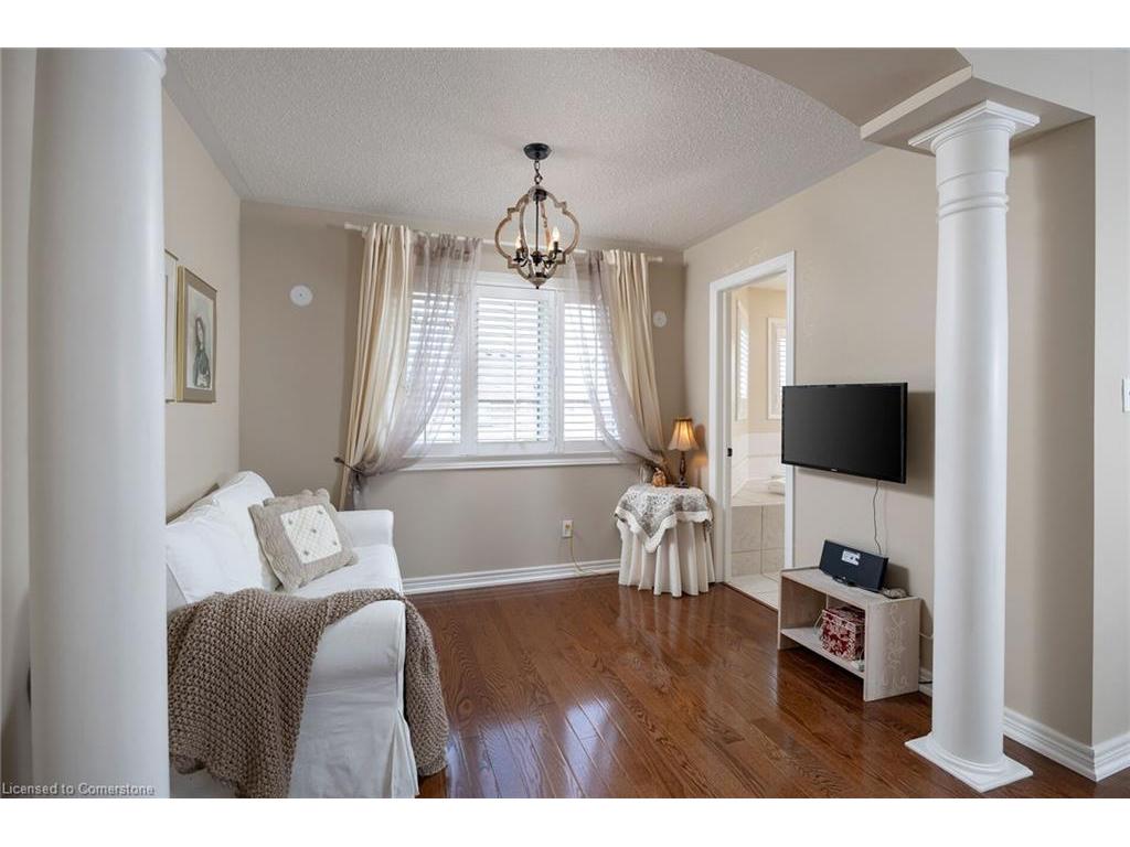 









2182


Mariposa

Road,
Oakville,




ON
L6M 4R9

