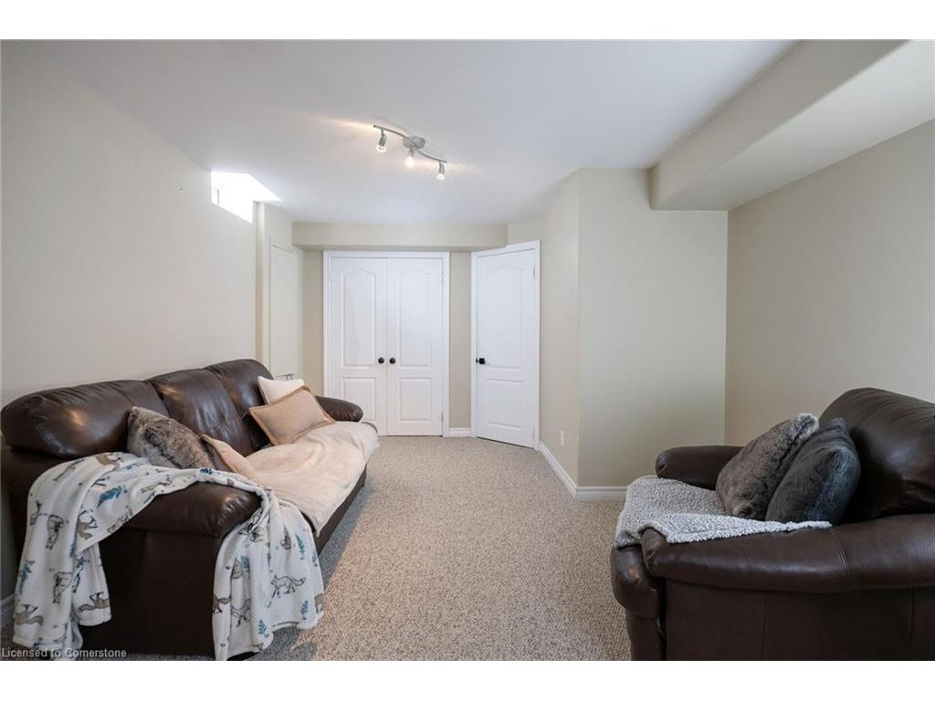 









2182


Mariposa

Road,
Oakville,




ON
L6M 4R9


