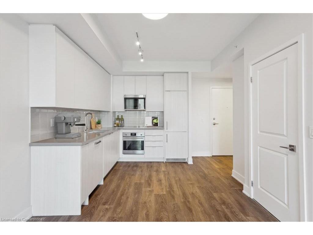 









297


Oak Walk

Drive, 805,
Oakville,




ON
L6H 3R6

