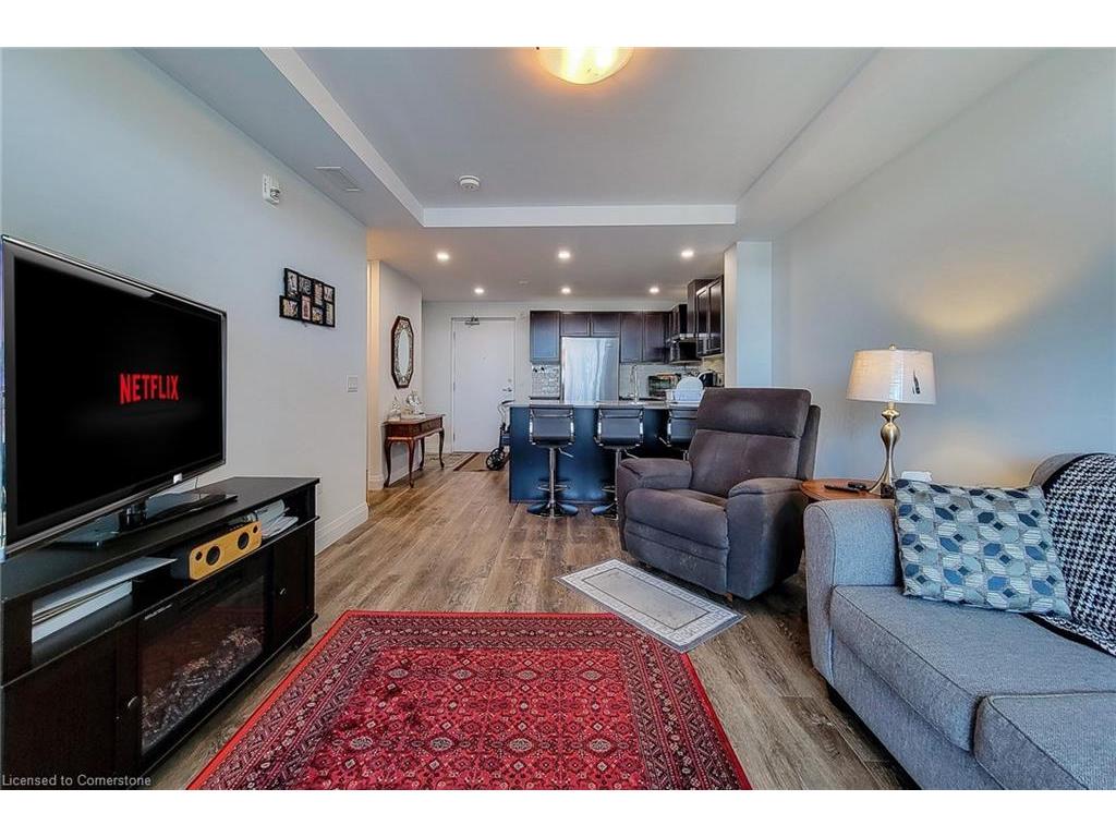 









1


Redfern

Avenue, 313,
Hamilton,




ON
L9C 0E6

