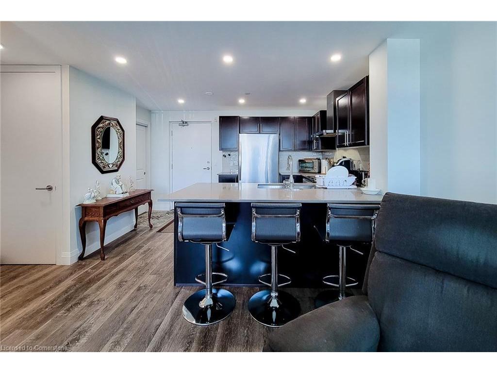









1


Redfern

Avenue, 313,
Hamilton,




ON
L9C 0E6

