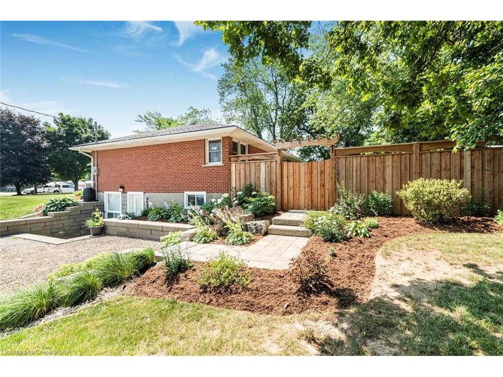 









2016


Hwy 56

,
Binbrook,




ON
L0R 1C0

