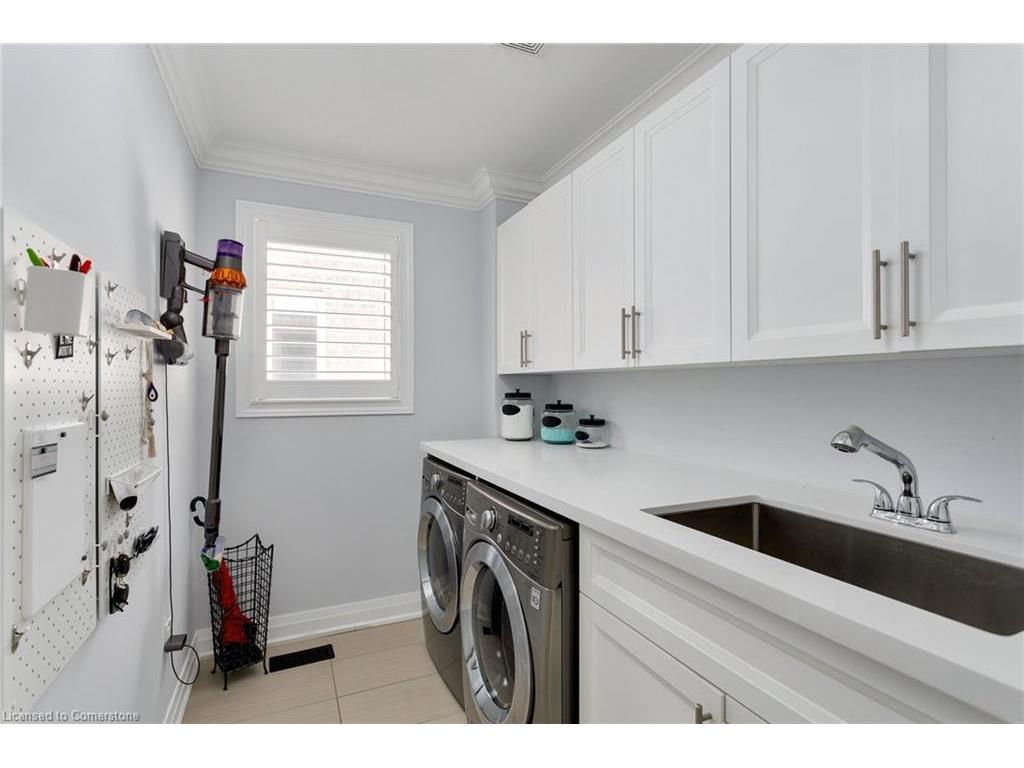 









3456


Liptay

Avenue,
Oakville,




ON
L6M 0M7


