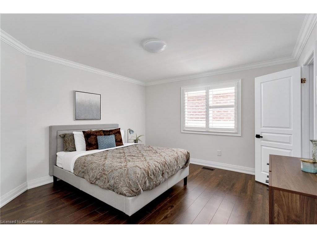 









3456


Liptay

Avenue,
Oakville,




ON
L6M 0M7

