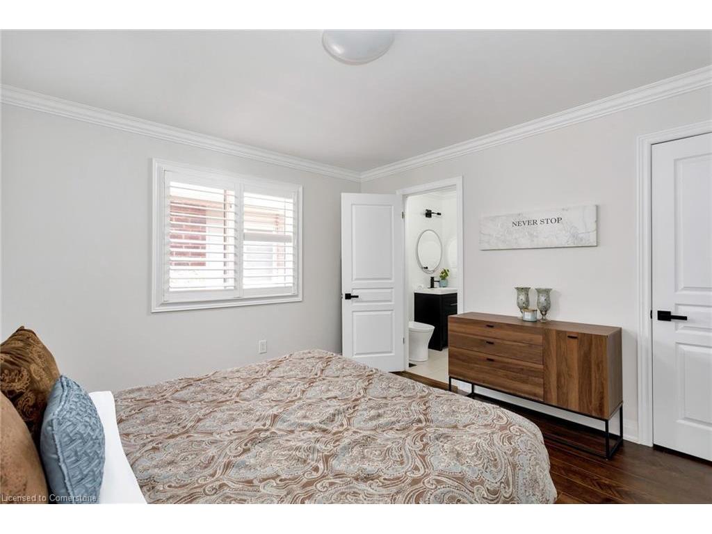 









3456


Liptay

Avenue,
Oakville,




ON
L6M 0M7

