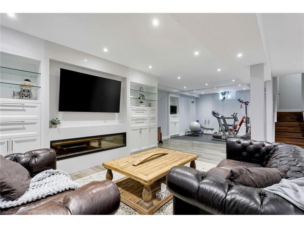 









3456


Liptay

Avenue,
Oakville,




ON
L6M 0M7

