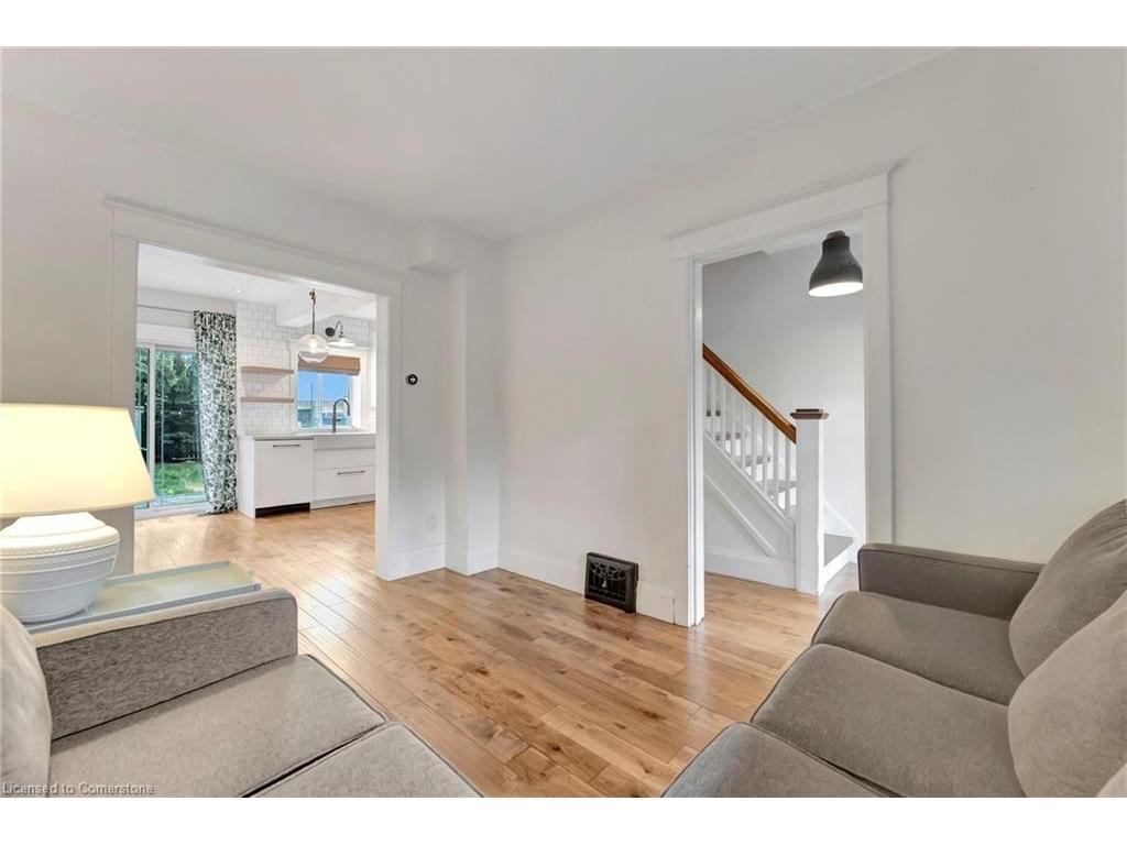 









433


Hughson

Street North,
Hamilton,




ON
L8L 4N4

