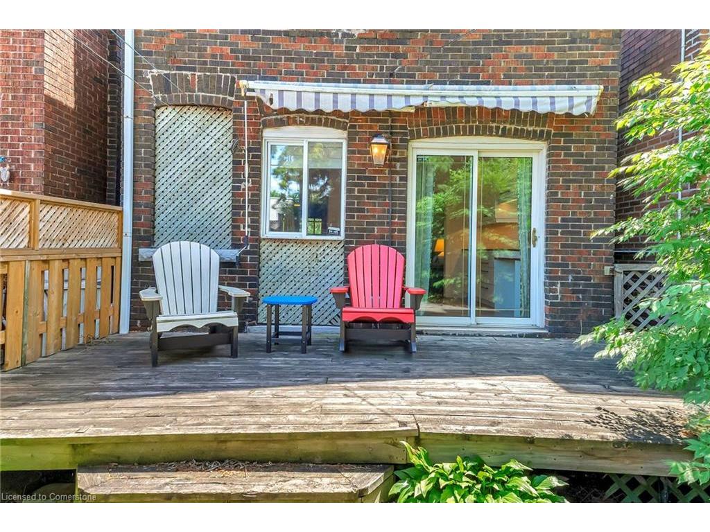 









433


Hughson

Street North,
Hamilton,




ON
L8L 4N4


