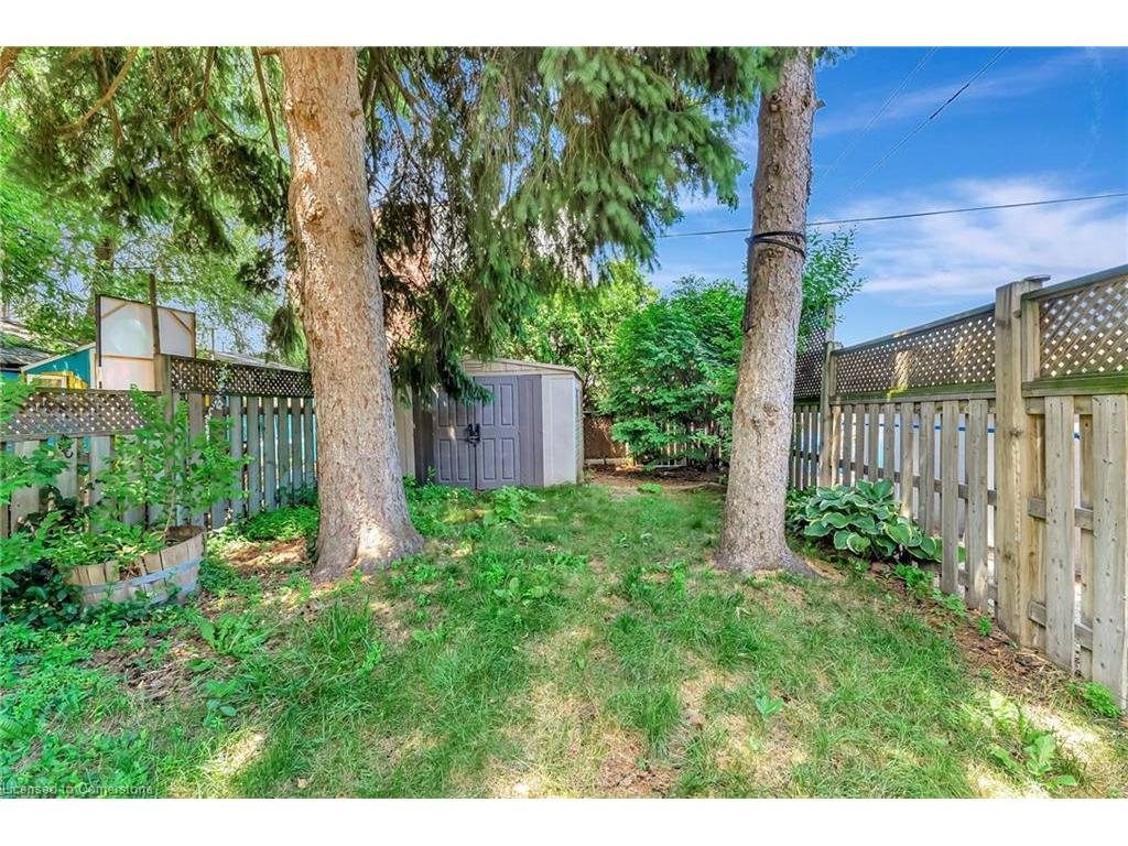 









433


Hughson

Street North,
Hamilton,




ON
L8L 4N4

