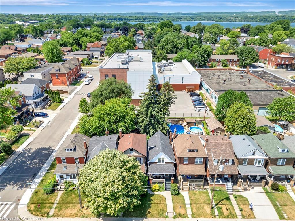 









433


Hughson

Street North,
Hamilton,




ON
L8L 4N4

