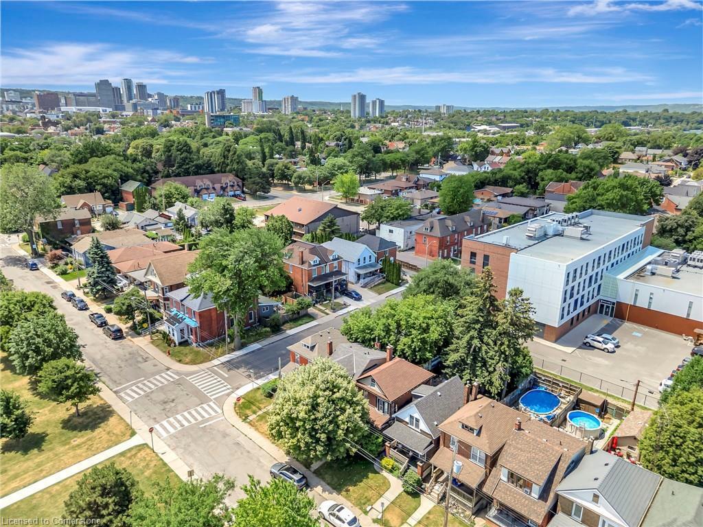 









433


Hughson

Street North,
Hamilton,




ON
L8L 4N4

