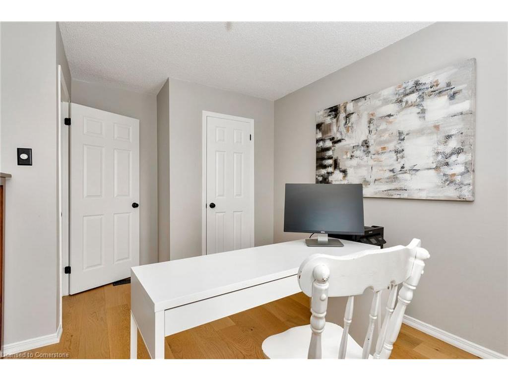 









2006


Glenada

Crescent, 7,
Oakville,




ON
L6H 5R9

