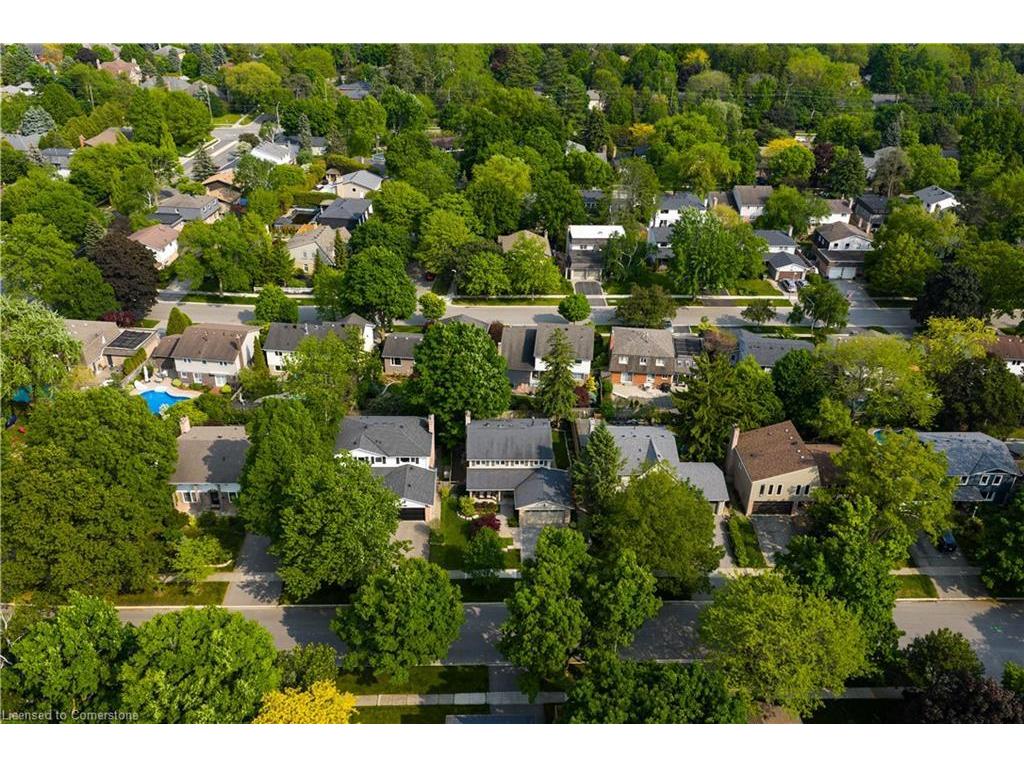 









2358


Canso

Road,
Oakville,




ON
L6J 5W6

