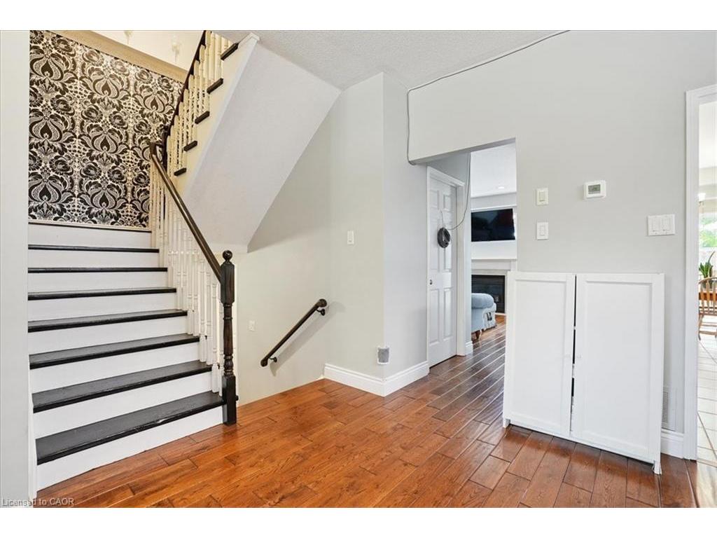 









70


Moore

Crescent,
Ancaster,




ON
L9G 4Z6

