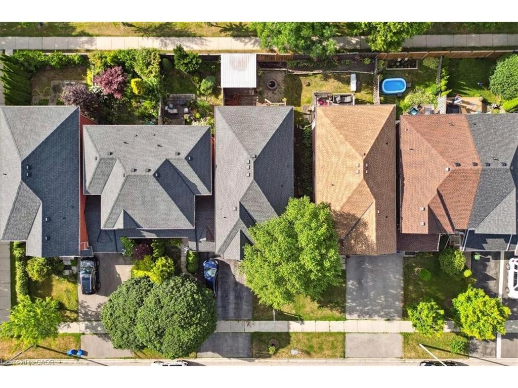 









70


Moore

Crescent,
Ancaster,




ON
L9G 4Z6

