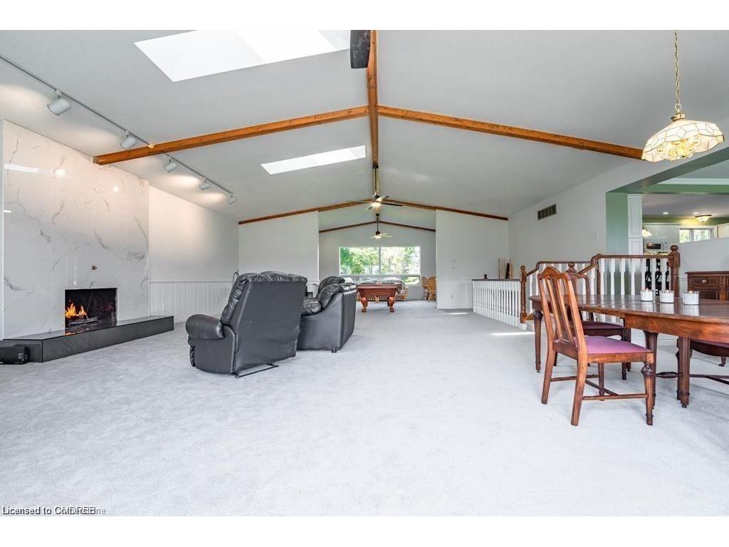 









9630


Wellington Rd 42

,
Erin,




ON
L7G 4S8

