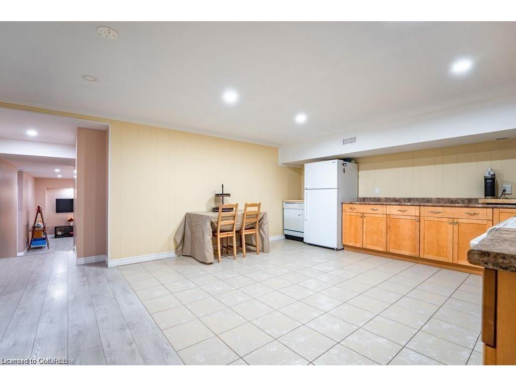 









9630


Wellington Rd 42

,
Erin,




ON
L7G 4S8

