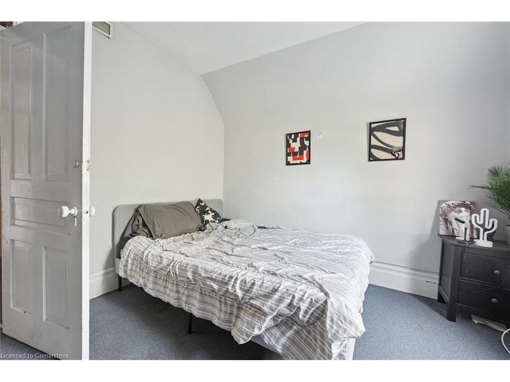 









133


Joseph

Street,
Kitchener,




ON
N2G 1J5

