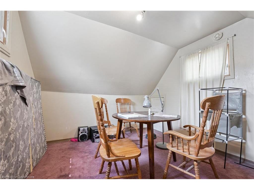 









133


Joseph

Street,
Kitchener,




ON
N2G 1J5

