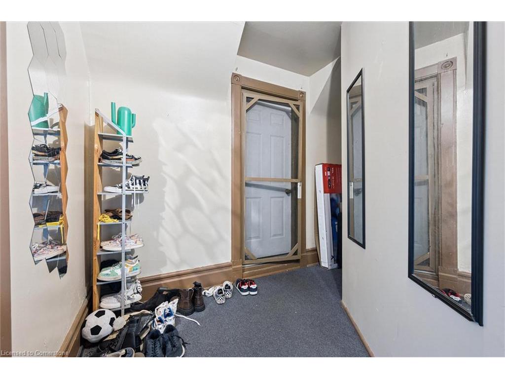 









133


Joseph

Street,
Kitchener,




ON
N2G 1J5

