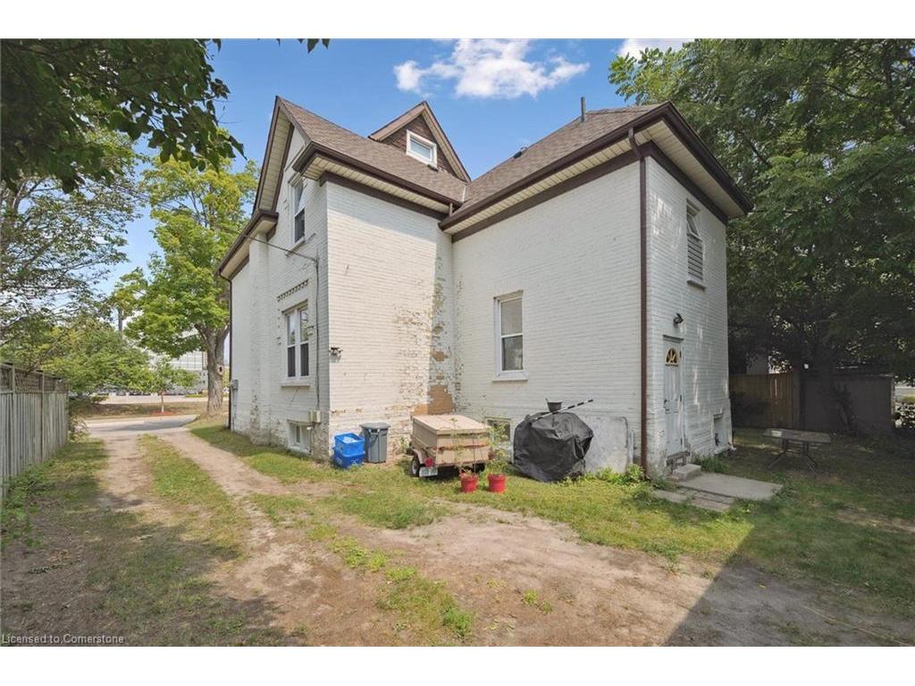 









133


Joseph

Street,
Kitchener,




ON
N2G 1J5

