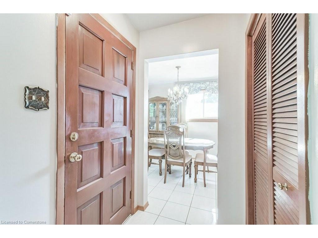 









11


Rogers

Road,
Dundas,




ON
L9H 4E2

