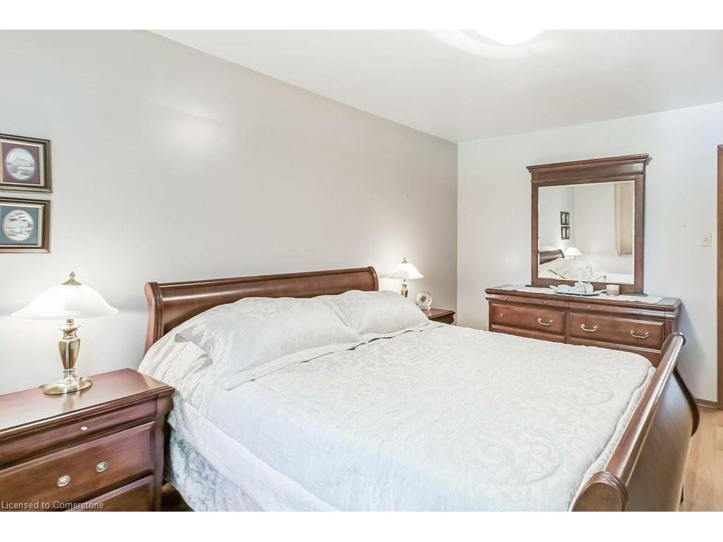 









11


Rogers

Road,
Dundas,




ON
L9H 4E2


